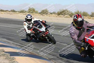 media/Dec-01-2025-Moto Forza (Mon) [[2daa91e15f]]/1-Advanced Group/Session 4 (Turn 10 Inside)/